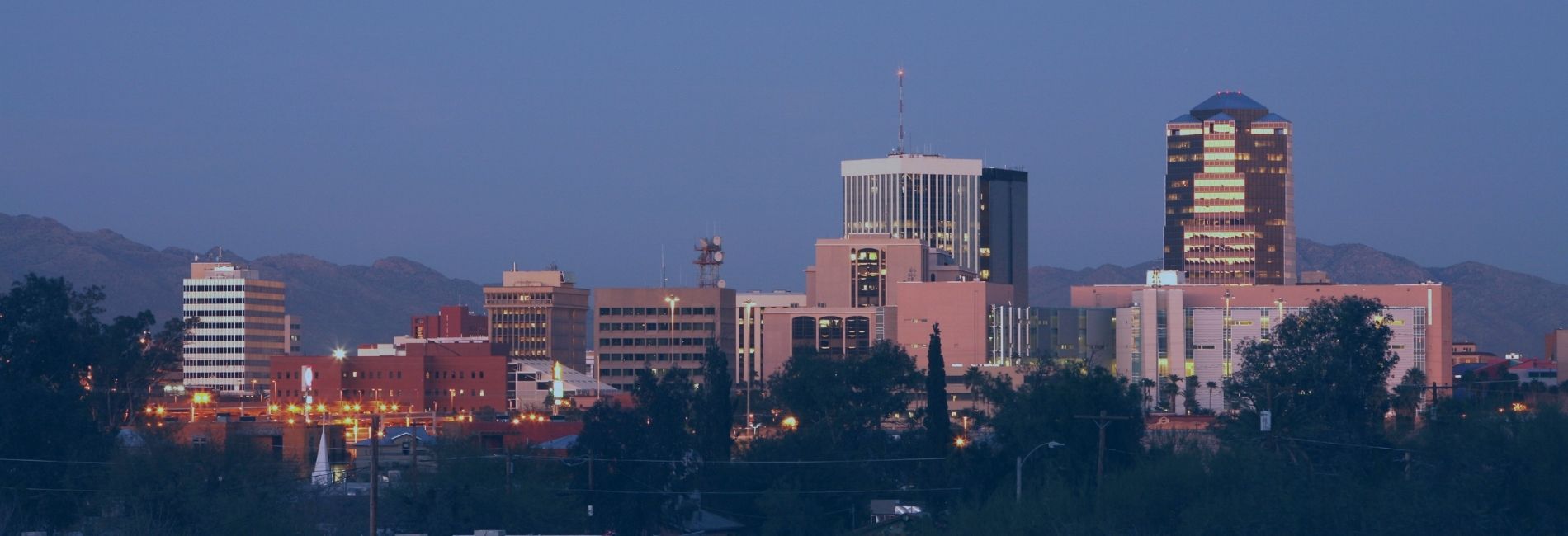 5 Hotels with Park Stay Fly Packages Near TUS Airport
