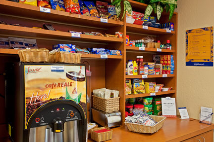 Candlewood Suites Fort Lauderdale Airport-Cruise, an IHG Hotel , FL 33315 near Fort Lauderdale-hollywood International Airport View Point 10