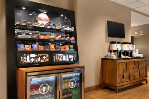 Hampton Inn New York - LaGuardia Airport , NY 11369 near Laguardia Airport View Point 14