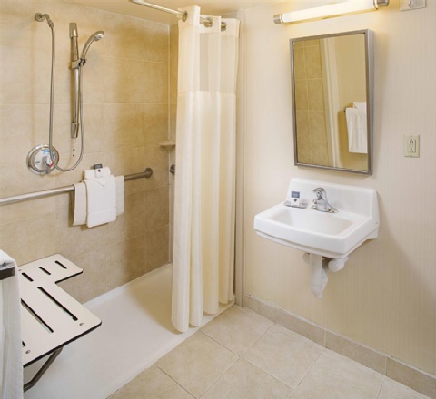 DoubleTree by Hilton New Orleans Airport , LA 70062 near Louis Armstrong New Orleans International Airport  View Point 14