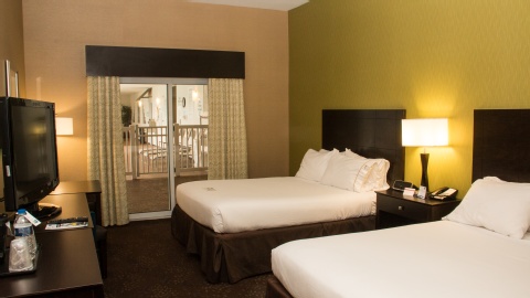 Holiday Inn Express Hotel & Suites Saginaw, an IHG Hotel , MI 48604 near MBS International Airport View Point 21