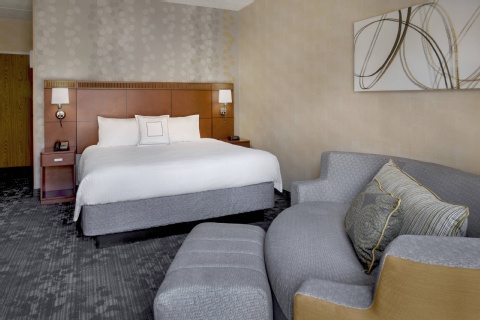 Courtyard by Marriott Hartford Windsor , CT 06095 near Bradley International Airport View Point 17