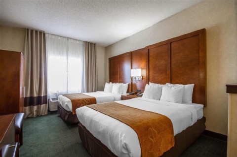 COMFORT SUITES APPLETON AIRPORT , WI 54914 near Appleton International Airport View Point 27