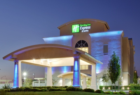 Holiday Inn Express & Suites Sacramento Airport Natomas , CA 95834 near Sacramento International Airport View Point 1
