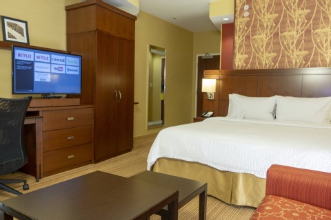 Courtyard by Marriott Long Beach Airport , CA 90808 near Long Beach Airport View Point 26