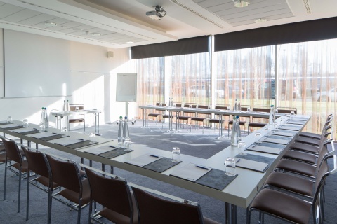 Radisson Blu Hotel London Stansted Airport ,  CM241PP near London Stansted Airport View Point 8