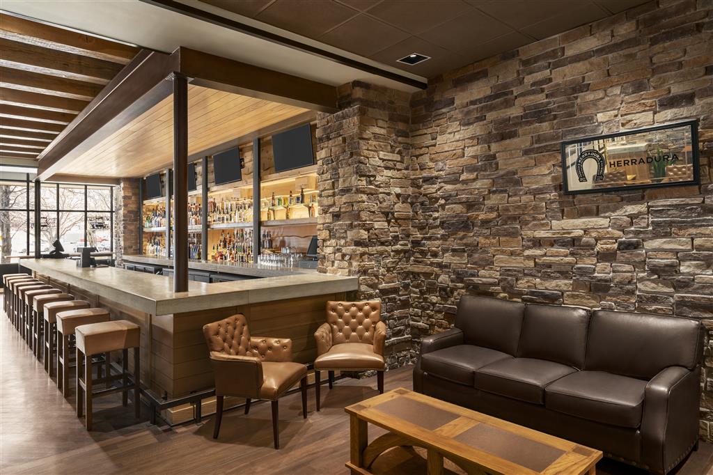 Radisson Hotel Downtown Salt Lake City , UT 84101 near Salt Lake City International Airport View Point 17