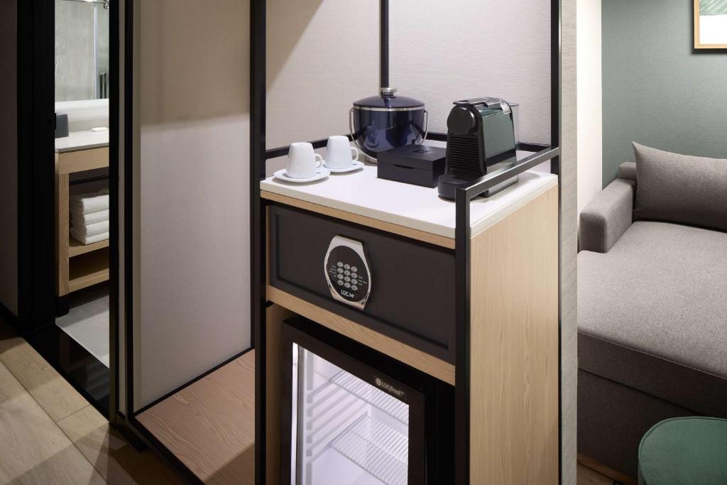 Hyatt Place Montreal Airport , QC H9P 1C5 near Montreal-Pierre Elliott Trudeau Int. Airport View Point 8