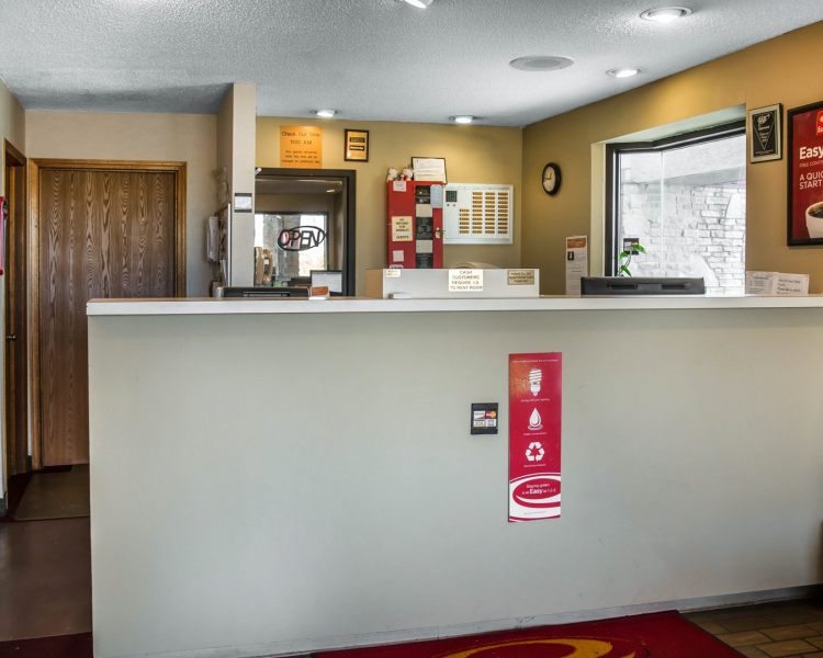 Econo Lodge Holland , OH 43528 near Toledo Express Airport View Point 2