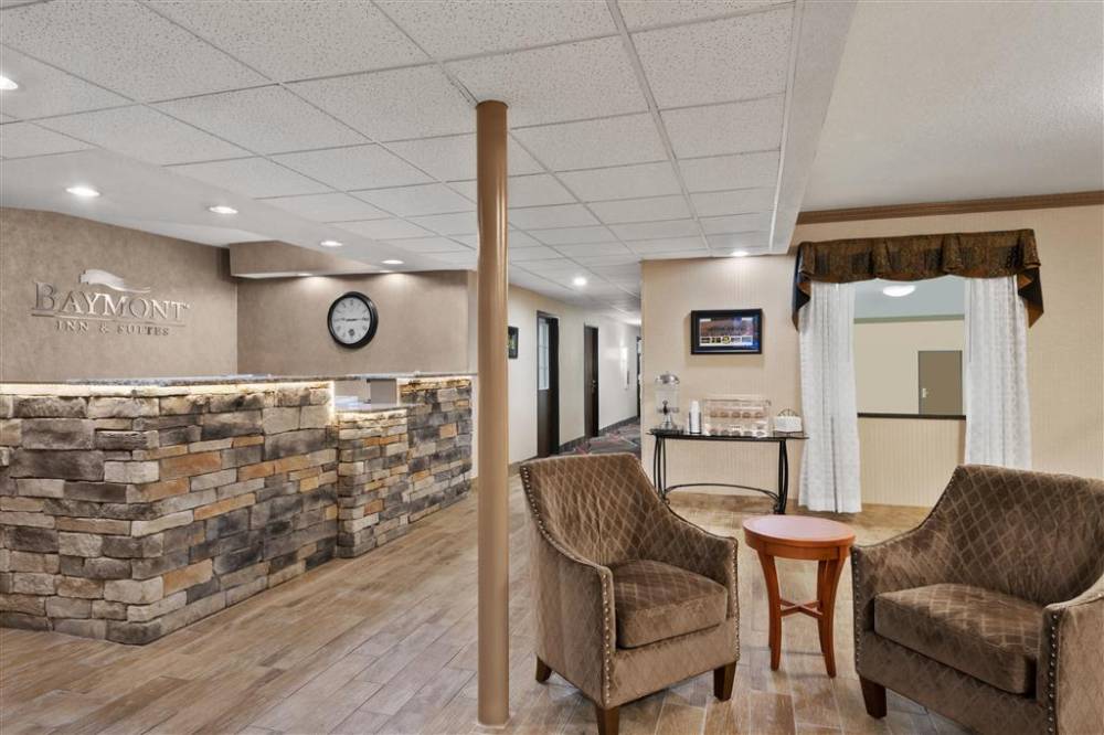 Baymont By Wyndham Belleville Airport Area
