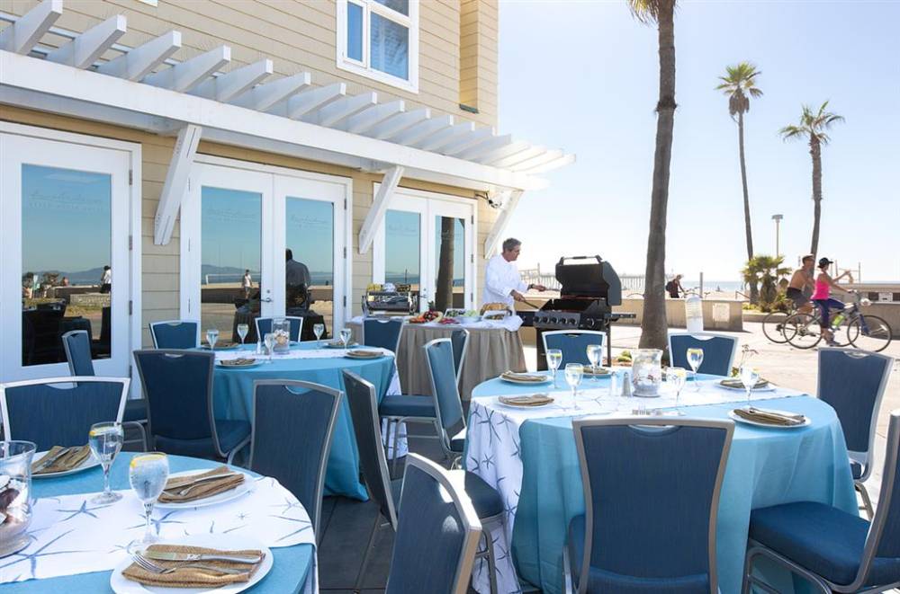 Beach House At Hermosa 7