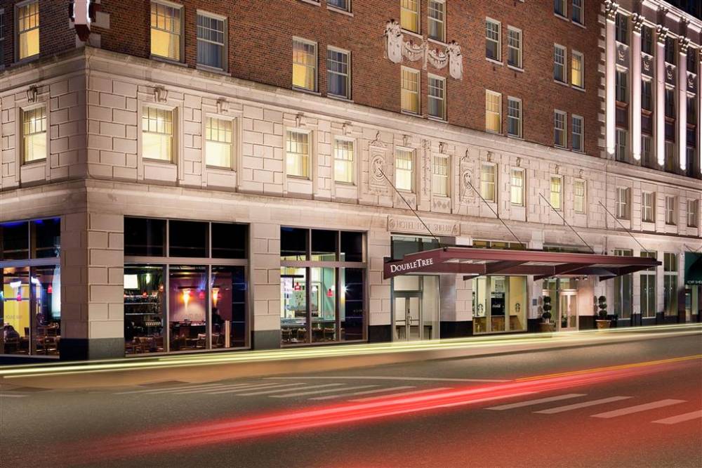 Doubletree Suites By Hilton Detroit Downtown - Fort Shelby