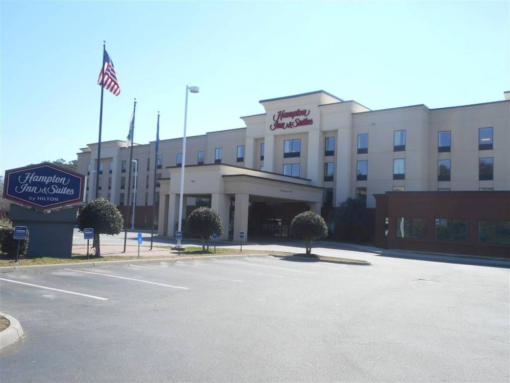 Hampton Inn & Suites Norfolk-airport