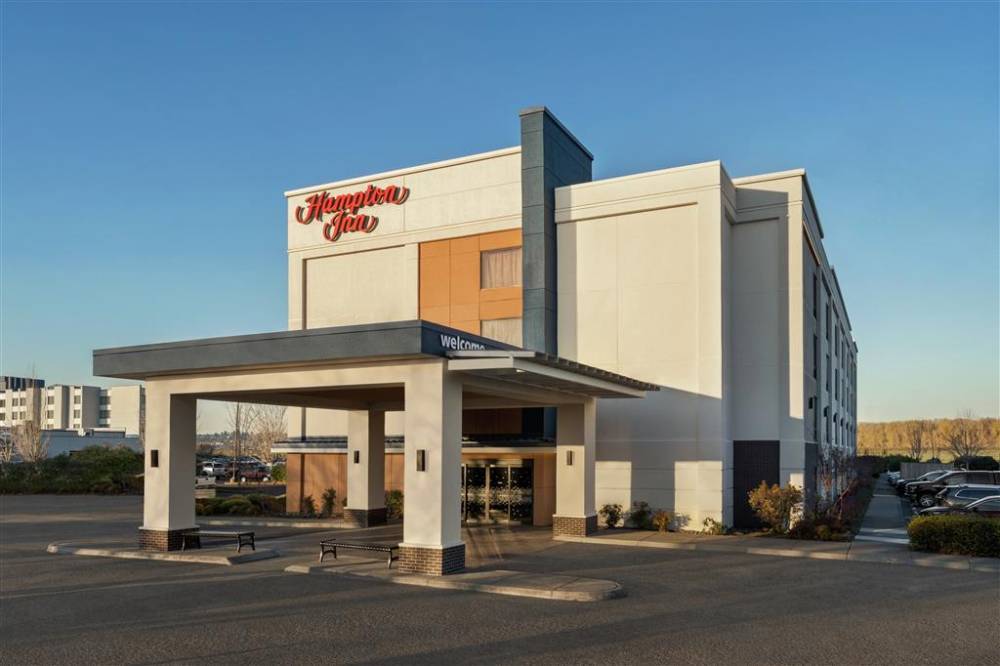 Hampton Inn Portland Airport, Or