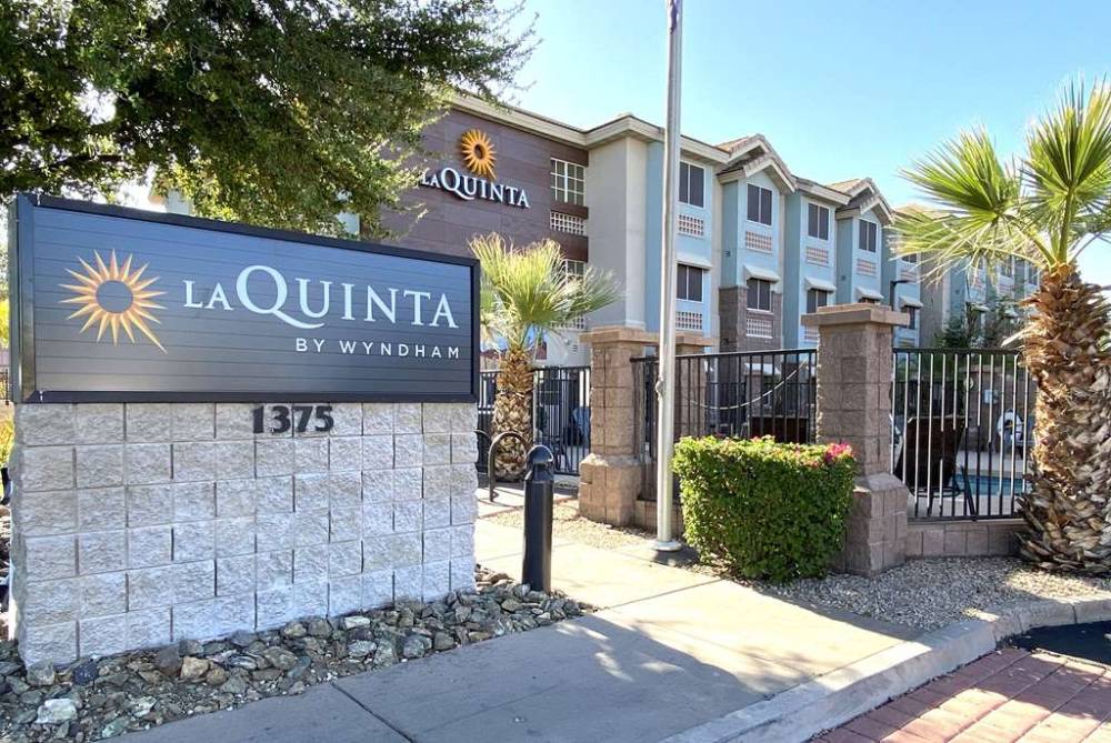 La Quinta Inn & Suites By Wyndham Tempe University / Phoenix