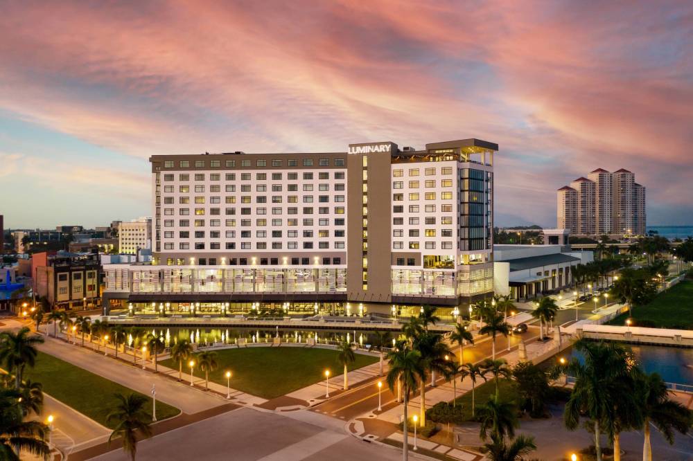 Luminary Hotel And Company Autograph Collection