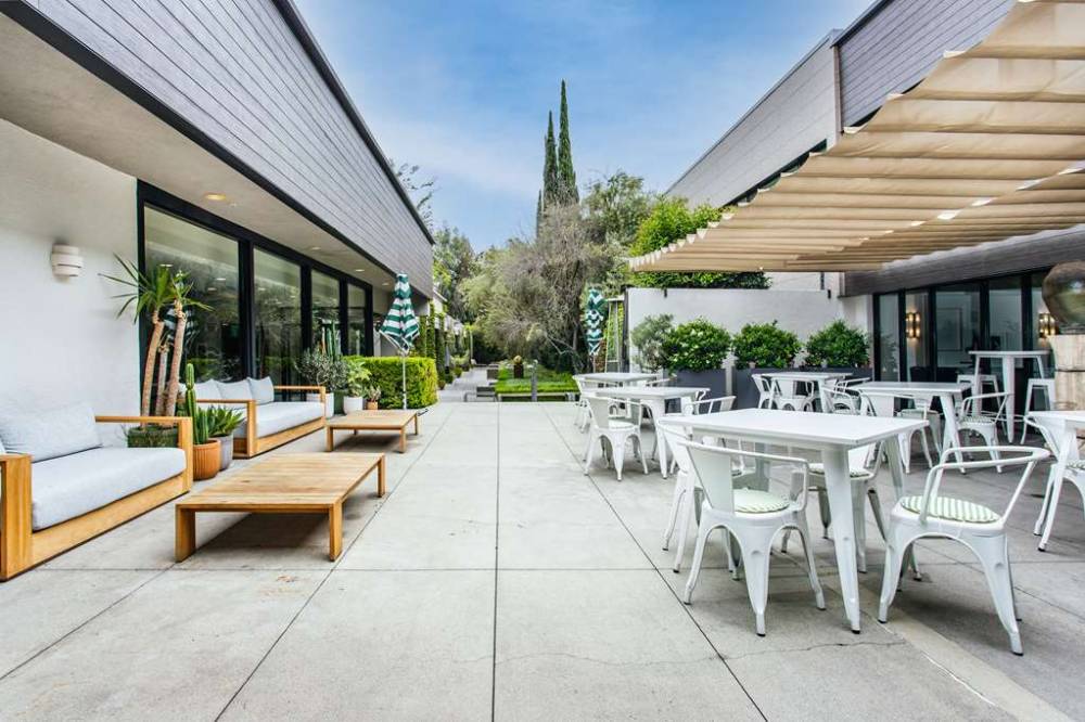Luxe Sunset Boulevard Hotel 6