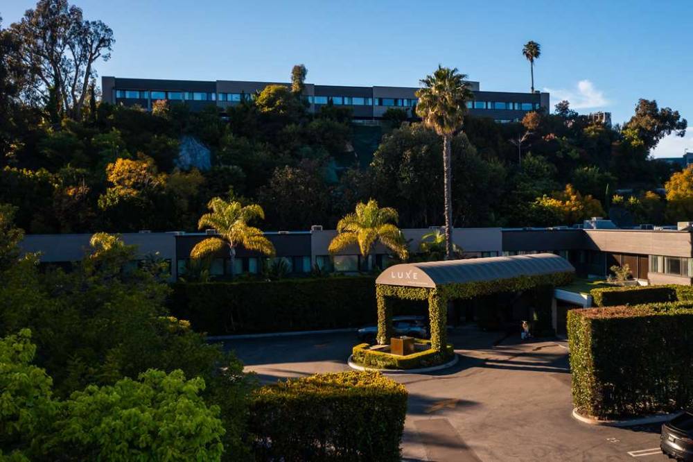 Luxe Sunset Boulevard Hotel 2