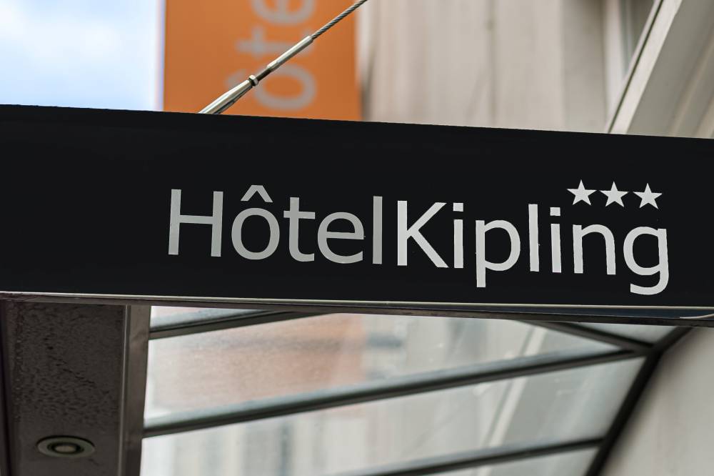 Manotel Kipling 5
