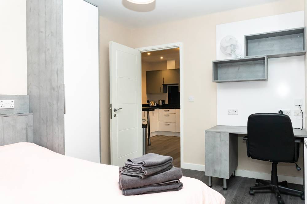 Staylets Egham 4