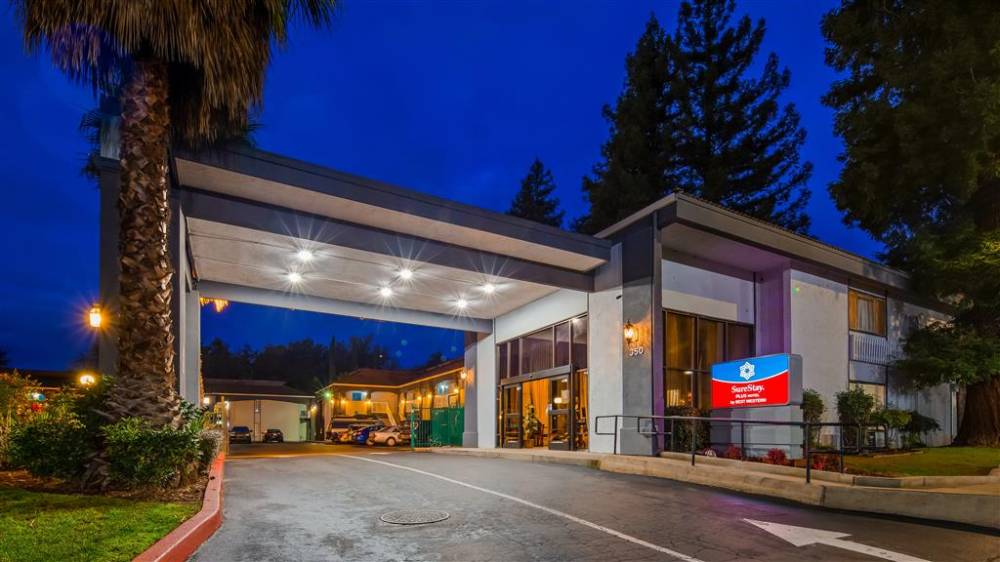 Surestay Plus Hotel By Best Western Sacramento North
