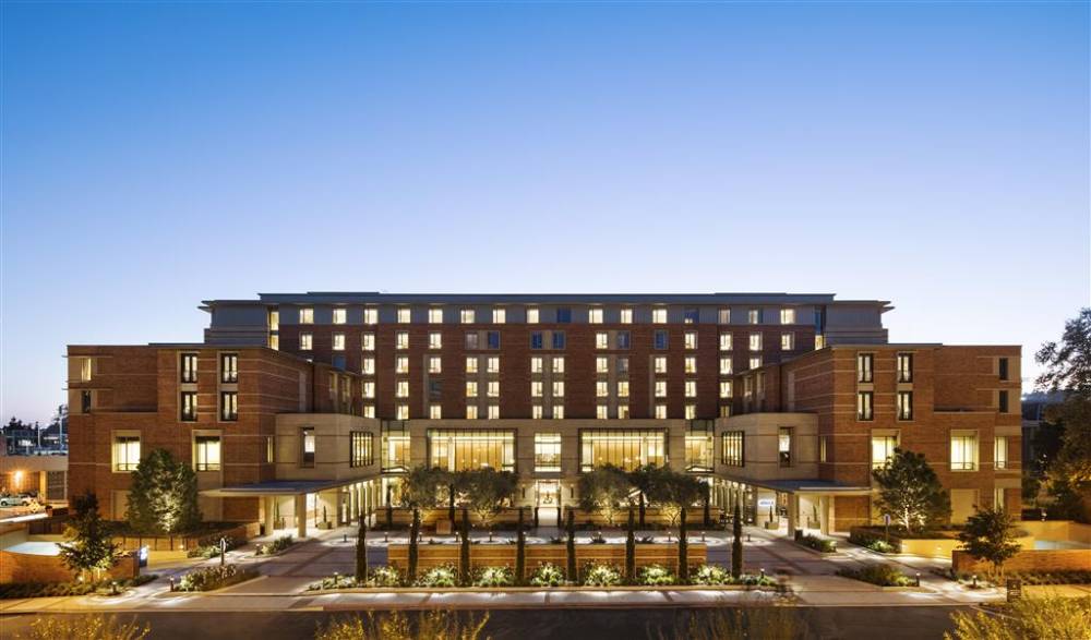 Ucla Luskin Hotel 3